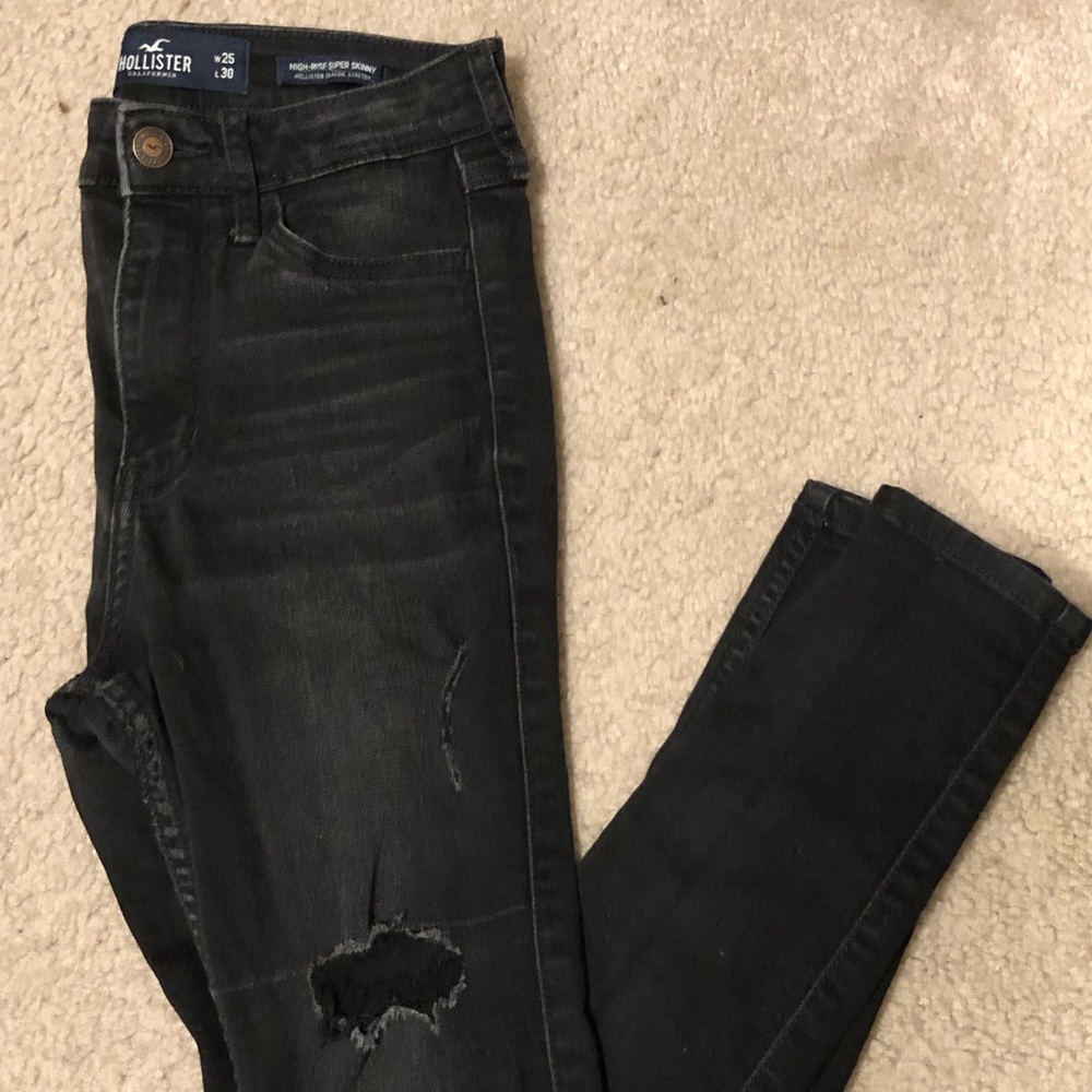 Hollister High-Rise Super Skinny Classic Stretch